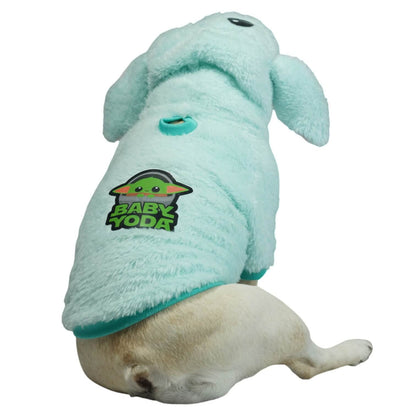 Buzo Baby Yoda para perros y gatos en piel de conejo verde 
con orejas en capota vista frontal - Animal Power Colombia
