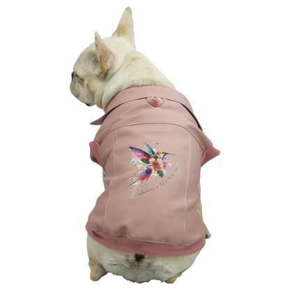 Chaleco Colibrí rosado para perros y gatos en cuerina 
vista frontal con estampado DTF - Animal Power Colombia
3