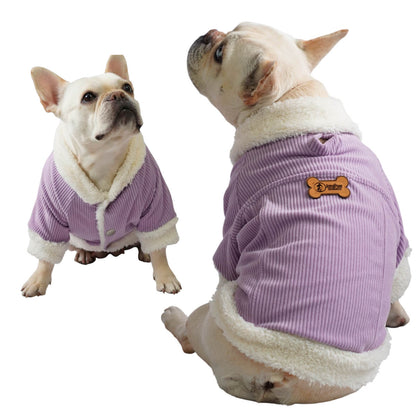 Chaqueta de pana morada para perros y gatos vista frontal 
con marquilla Animal Power Colombia
