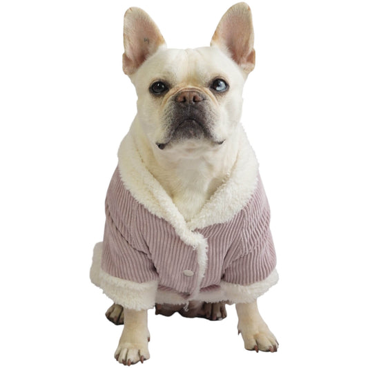 Chaqueta de pana rosada para perros y gatos vista frontal 
con marquilla Animal Power Colombia
5