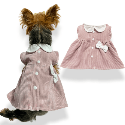  Vestido Victoria para perras y gatas en pana rosada 
vista frontal - Animal Power Colombia
